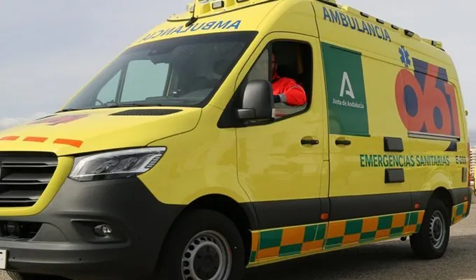 Muere un joven tras caer su camioneta por un terraplén de la N-323A a la altura de Bailén