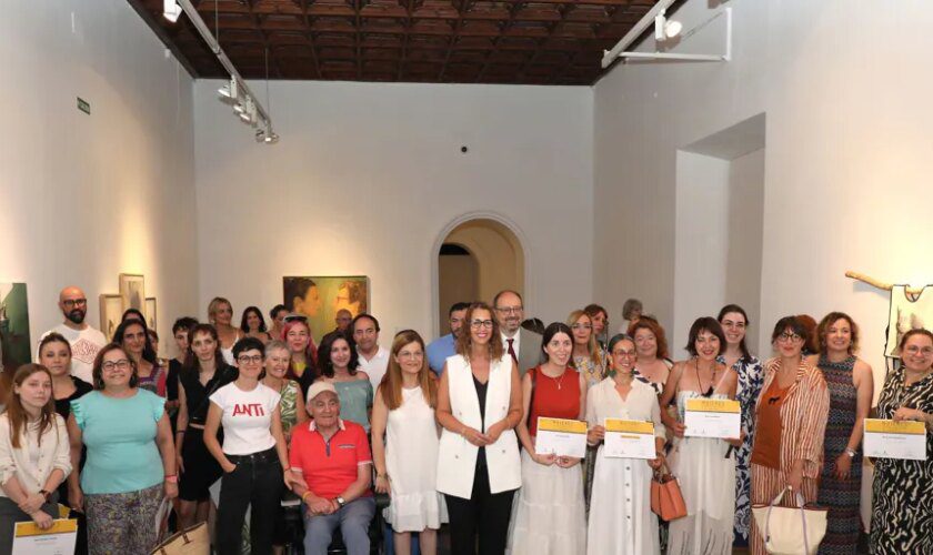 'Mujeres en el arte' toman el museo de Santa Cruz con una mirada femenina y rompedora