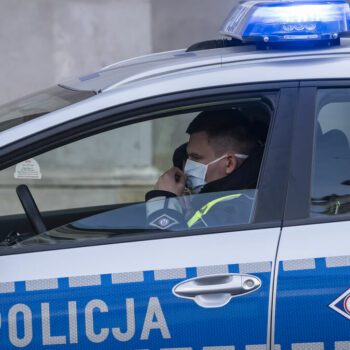 Pologne : les députés votent une loi autorisant les forces de l’ordre à faire feu en toute impunité