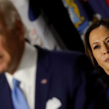 Présidentielle américaine : Kamala Harris officialise sa candidature pour «battre Trump»