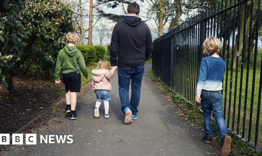 Pressure growing to scrap two-child benefit limit