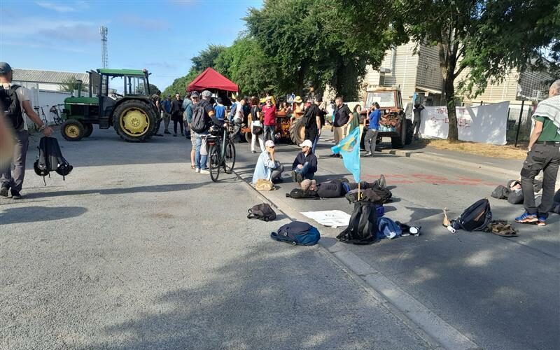 Rassemblement des «antibassines» à La Rochelle : les forces de l’ordre chargent les manifestants