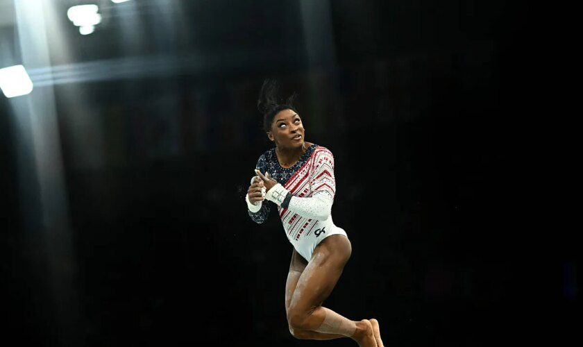 Simone Biles despega hacia la leyenda con su primer oro en París