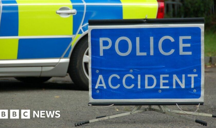 Three men killed in single car crash in Falkirk