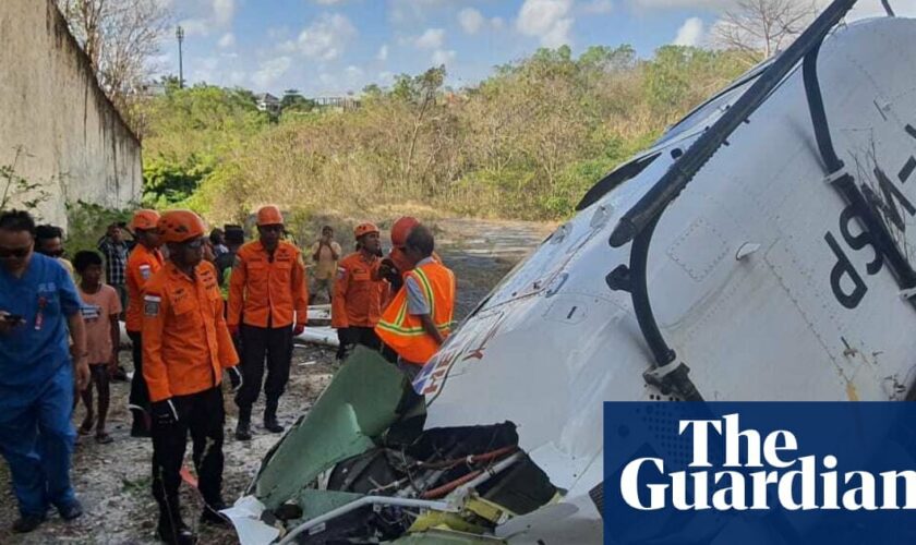 Two Australians and three Indonesians survive helicopter crash in Bali, officials say