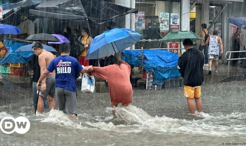 Typhoon Gaemi charges toward eastern Taiwan