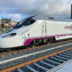 Un 'motín' de pasajeros por la falta de aire acondicionado en el tren obliga a RENFE al traslado en autobús