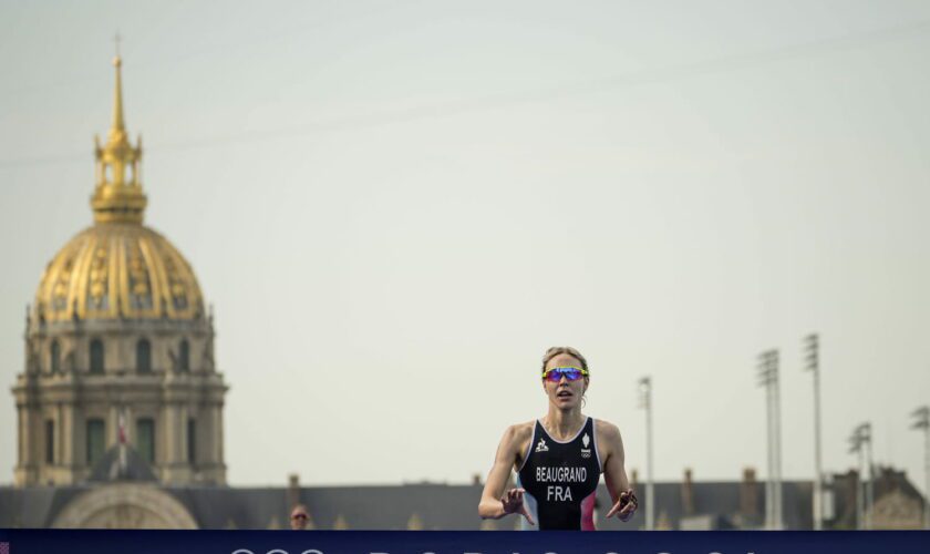 Cassandre Beaugrand : du traumatisme d'enfance à la médaille d'or, qui est la championne olympique de triathlon ?