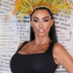 Model in ihrem neuen Haus: Katie Price über ihre Traumata: "Wurde drei Mal vergewaltigt, bevor ich 18 wurde"