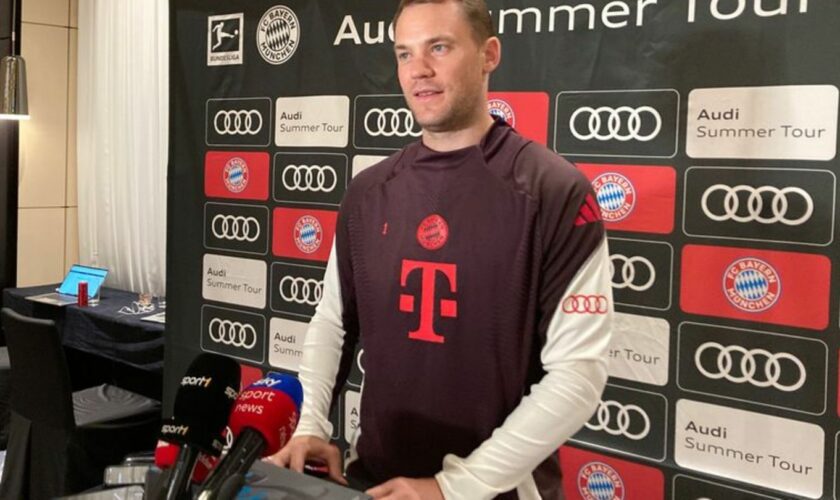 Manuel Neuer in Seoul. Im Teamhotel spricht er auch über die Nationalelf. Foto: Klaus Bergmann/dpa