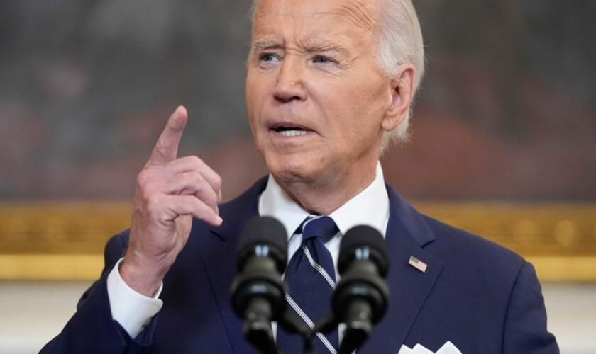 Biden sichert dem Verbündeten Unterstützung zu. Foto: Evan Vucci/AP