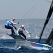 JO Paris 2024 : en voile, Sarah Steyaert et Charline Picon, remportent la médaille de bronze