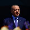 Le président turc Recep Tayyip Erdogan, participe à un meeting de campagne électorale, à Istanbul, le 24 mars 2024