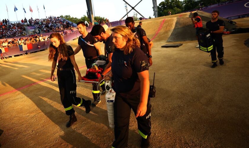 Kye Whyte taken to hospital after heavy crash in BMX racing semi-final