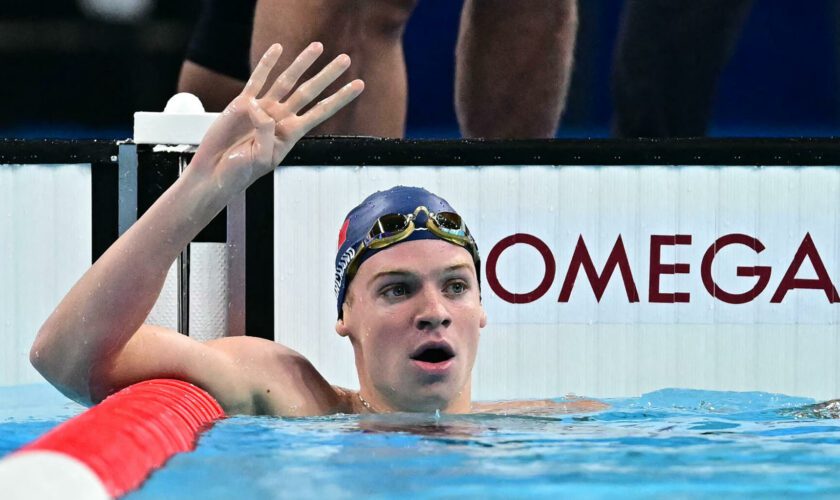 Léon Marchand médaillé d’or aux JO de Paris en natation, sur 200 m 4 nages