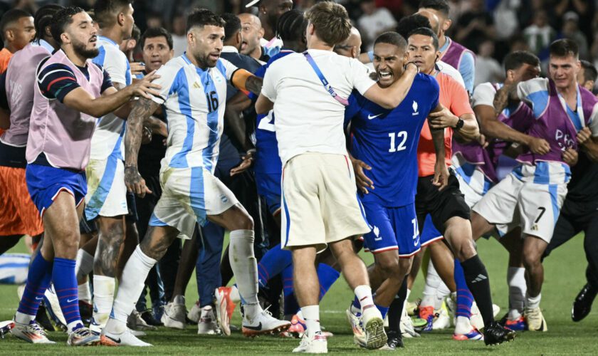 JO Paris 2024 : le match France-Argentine se termine en bagarre générale