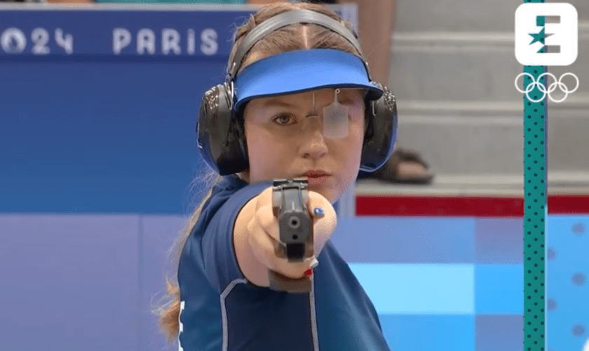 JO Paris 2024 : la française Camille Jedrzejewski médaille d’argent au tir 25 m féminin