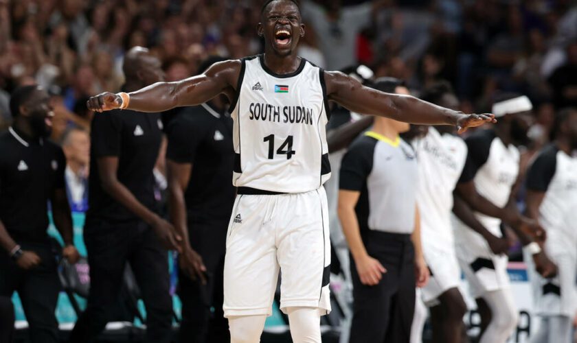 JO de Paris 2024 : pour le basketteur Peter Jok, l’aventure olympique du Sud-Soudan «va au-delà du basket»