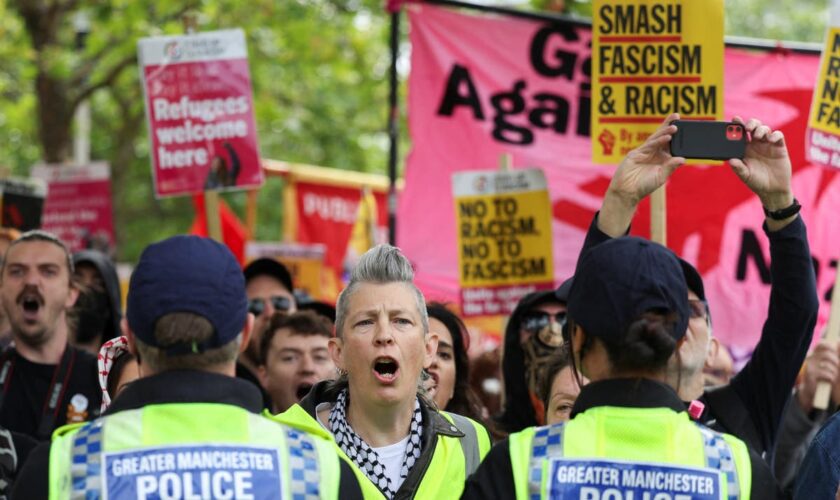 UK riots live: Far-right march begins in Manchester as UK braces for more violence across major cities today