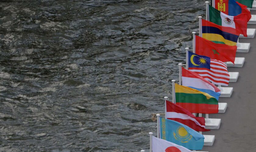 JO de Paris 2024 : l’entraînement du relais mixte de triathlon dans la Seine annulé après les orages