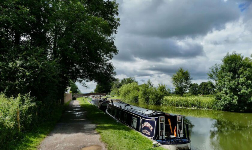 Calvados : des jambes découvertes dans le canal de Caen