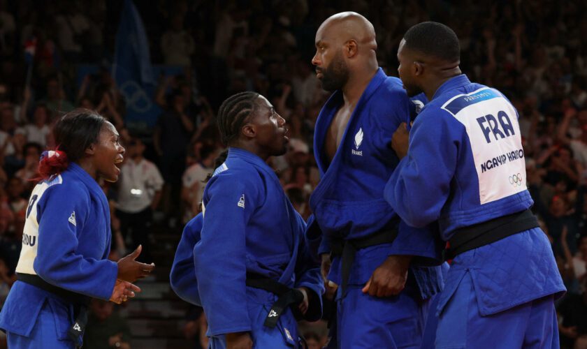 Judo aux JO de Paris : l’équipe de France médaillée d’or dans l’épreuve par équipes mixtes