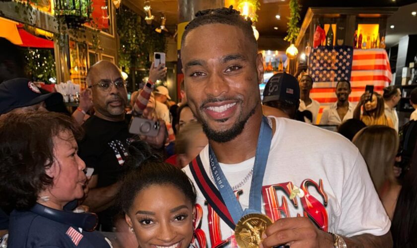 Simone Biles defends husband Jonathan Owens after he wore her Olympic gold medal