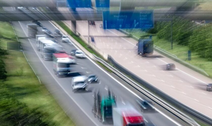 Das befürchtete Stau-Chaos am ersten Augustwochenende ist auf den sächsischen Autobahnen ausgeblieben. (Archivbild) Foto: Hendri