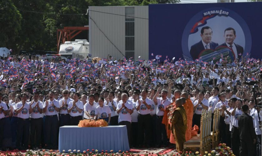 Le Premier ministre du Cambodge inaugure le chantier d'un canal controversé sur le Mékong