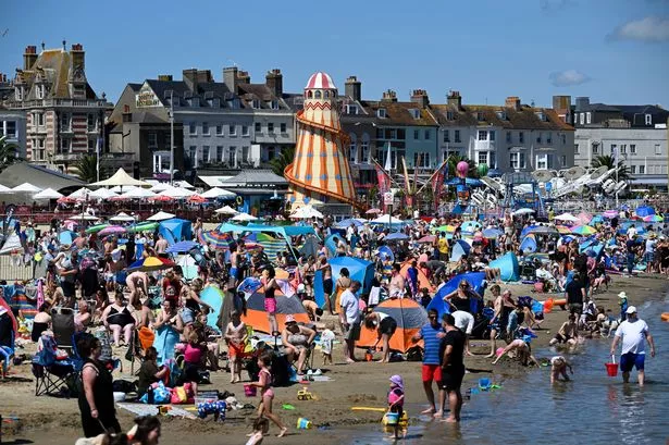 UK weather: Exact dates heatwave 'could send temperatures to 35C' this week