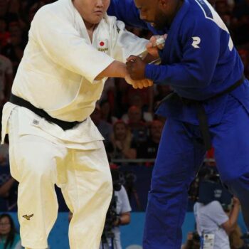 “Teddy Riner a de la chance” : la défaite dure à avaler des judokas japonais contre la France