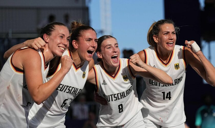 Die Highlights aus Paris: Sensation bei Olympia: Deutsche 3x3-Basketballerinnen gewinnen Gold