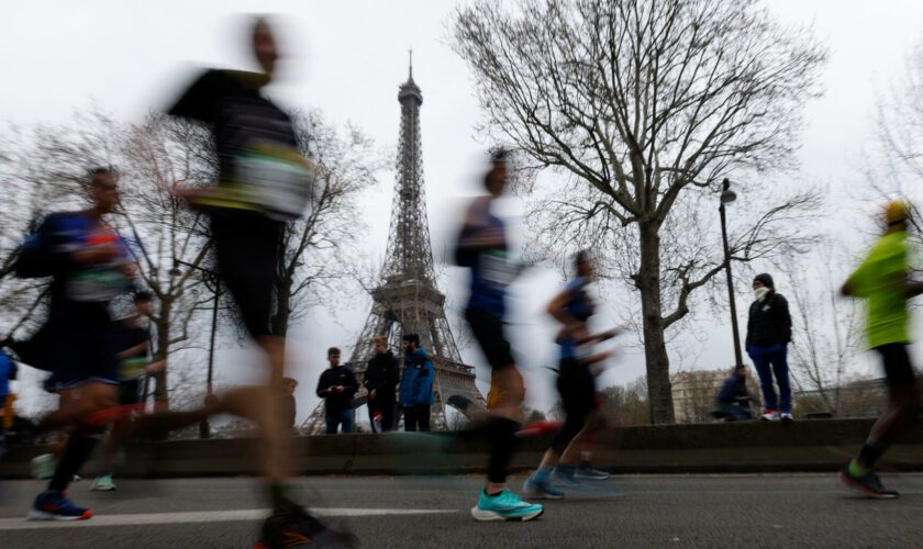 JO Paris 2024 : pour la dernière nuit, celle du marathon pour tous, des lignes de métro ouvertes toute la nuit