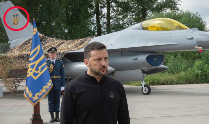 Geheimer Ort: Selenskyj zeigt erste F-16-Jets mit Ukraine-Wappen