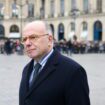 Bernard Cazeneuve Premier ministre : un profil de gauche qui pourrait plaire à Emmanuel Macron ?