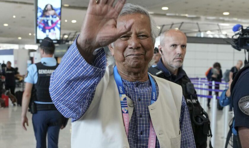 Bangladesh : Muhammad Yunus a quitté Paris ce mercredi pour aller diriger son pays