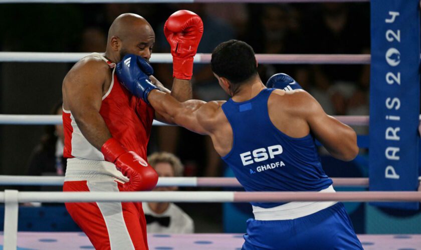 Boxe aux JO de Paris 2024 : Djamili-Dini Aboudou Moindze en bronze après sa défaite en demi-finale