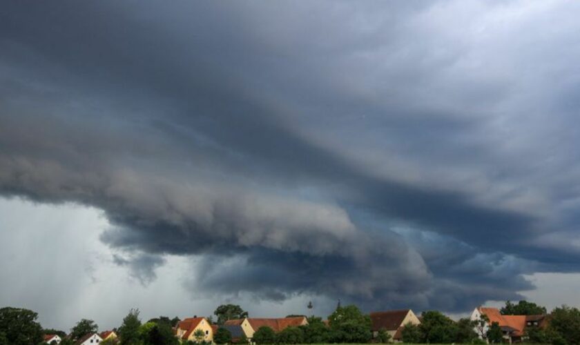 Der Donnerstag zeigt sich vorerst regnerisch, sonniges und warmes Wetter ist in Aussicht. (Archivfoto) Foto: Alexander Wolf/onw-