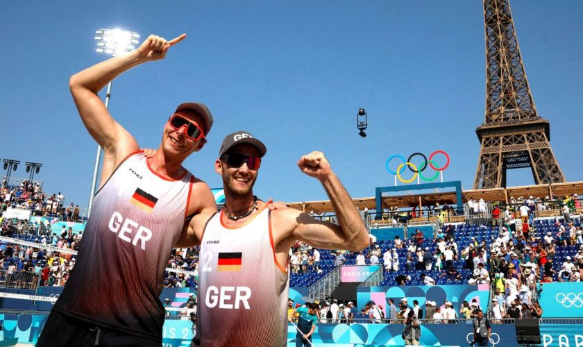 Olympische Spiele 2024: Deutsche Beachvolleyballer erreichen Olympiafinale