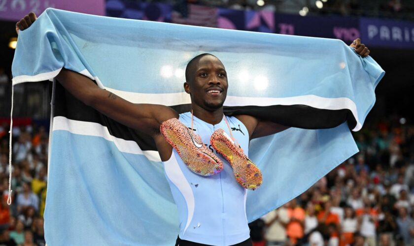 JO de Paris 2024 : Sur le 200 m, Letsile Tebogo offre le premier titre olympique de son histoire au Botswana