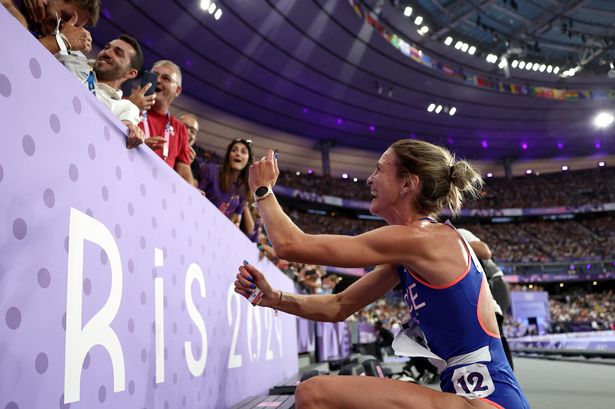 Divided fans react to Olympian's 'brave' move to propose to boyfriend at finish line