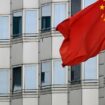 Le drapeau chinois devant l'ambassade de Chine à Berlin, le 22 avril 2024