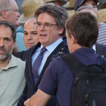 Carles Puigdemont, l’indépendantiste catalan, confirme sa localisation après sa fuite spectaculaire