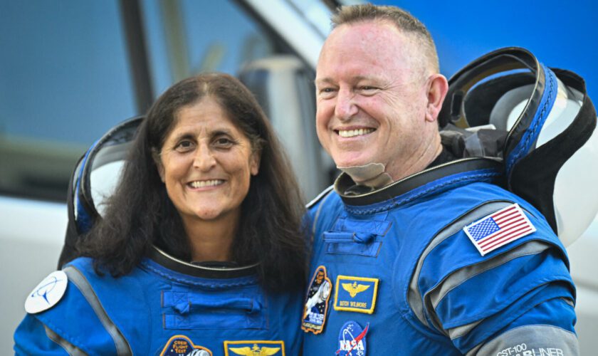 Qui sont Butch Wilmore et Suni Williams, les deux astronautes naufragés sur l’ISS pour peut-être des mois