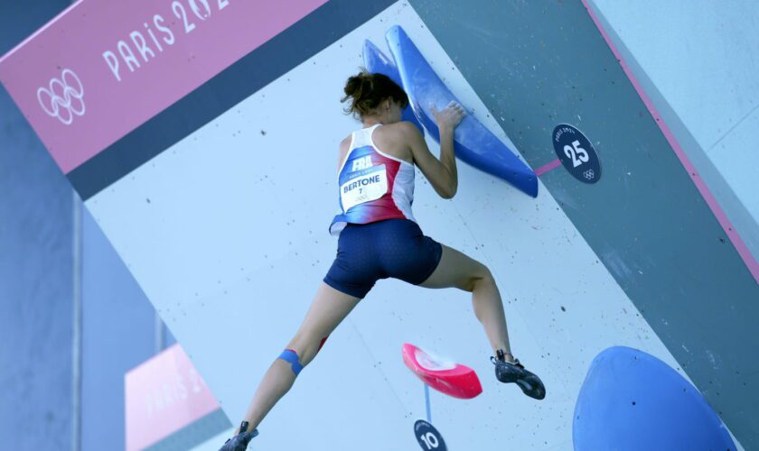 Oriane Bertone : qui est la star française de l'escalade qui vise une médaille ?