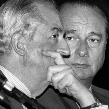 L'ancien Premier ministre Édouard Balladur et l'ancien président du RPR Jacques Chirac en 1994 le 13 avril 1994