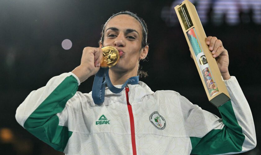 JO de Paris 2024 : Imane Khelif, médaillée d’or en boxe, porte plainte à Paris pour cyberharcèlement