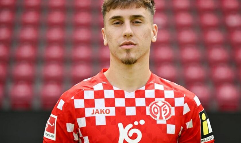 Der Premier-League-Club Brighton & Hove Albion soll an Brajan Gruda von Mainz 05 interessiert sein. Foto: Arne Dedert/dpa