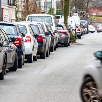 „Forderungen von vorgestern“ – Städte lehnen FDP-Pläne zum Auto ab