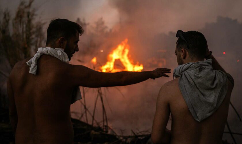 Incendies meurtriers en Grèce, offensive ukrainienne en Russie, crainte d’une attaque iranienne contre Israël… L’actu de ce mardi matin